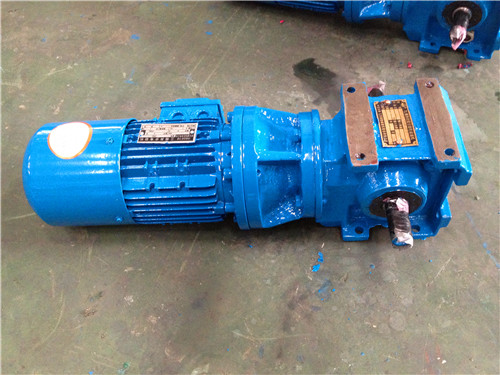 行星減速機(jī)在工作的時(shí)候如何能夠有效運(yùn)用機(jī)油呢？