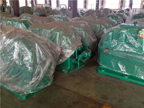 輥壓機(jī)ZD減速機(jī)